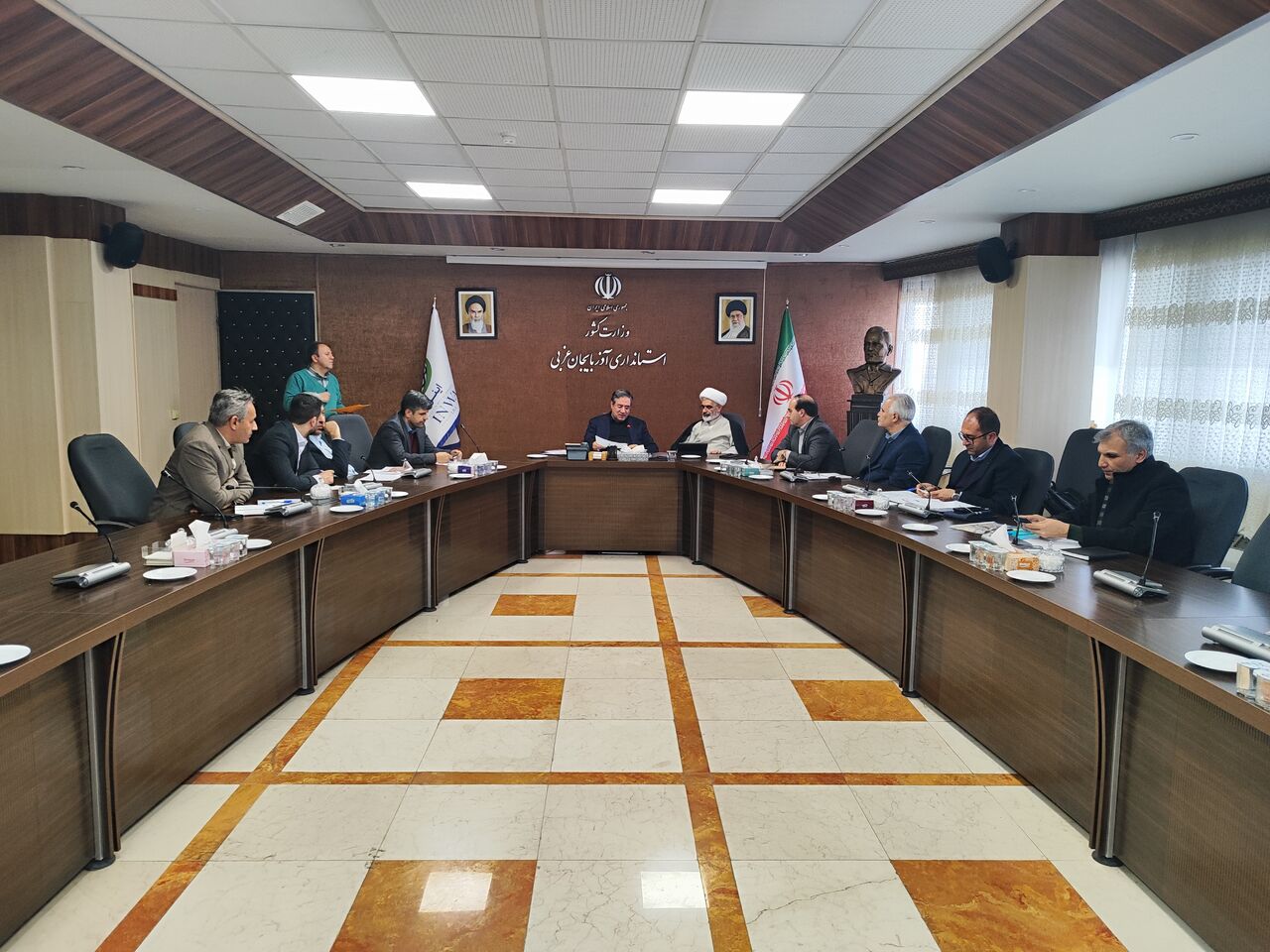 جلسه بررسی مشکلات معادن