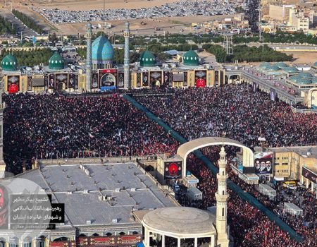 مراسم تشییع رهبر شهید در قم