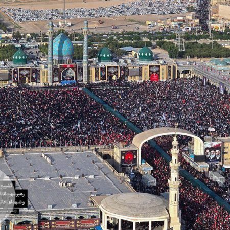 مراسم تشییع رهبر شهید در قم