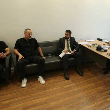 منصوریان در فدراسیون فوتبال عراق