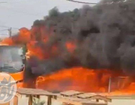 تصویر دود غلیظ ناشی از انفجار در پایگاه ارتش اسرائیل در نقب اشغالی