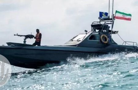 رزمندگان و شناورهای مقتدر نیروی دریایی سپاه پاسداران انقلاب اسلامی در حال گشت‌زنی در آب‌های خلیج فارس و تنگه هرمز