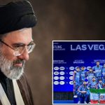 اهتزاز پرچم جمهوری اسلامی ایران و اعضای تیم ملی کشتی فرنگی زیر ۲۳ سال در مسابقات جهانی آمریکا