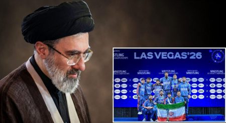 اهتزاز پرچم جمهوری اسلامی ایران و اعضای تیم ملی کشتی فرنگی زیر ۲۳ سال در مسابقات جهانی آمریکا