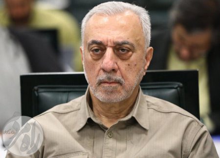 صحن علنی مجلس شورای اسلامی و فرایند رأی‌گیری برای وزیر دفاع و پشتیبانی نیروهای مسلح.