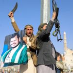بررسی پولیتیکو درباره رویکرد احتیاط‌آمیز ترامپ در قبال جنگ حوثی‌ها و عربستان